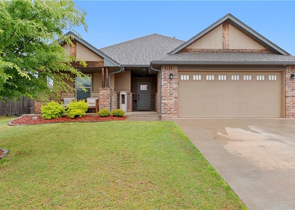 1st image of 4008 Idylbreeze Dr