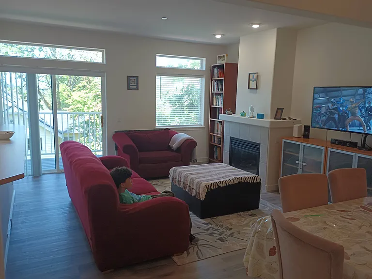 4133 156th St SW — Photo 3