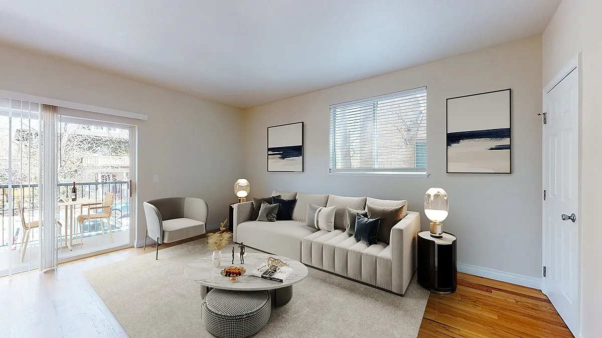 1485 Clayton — Photo 4