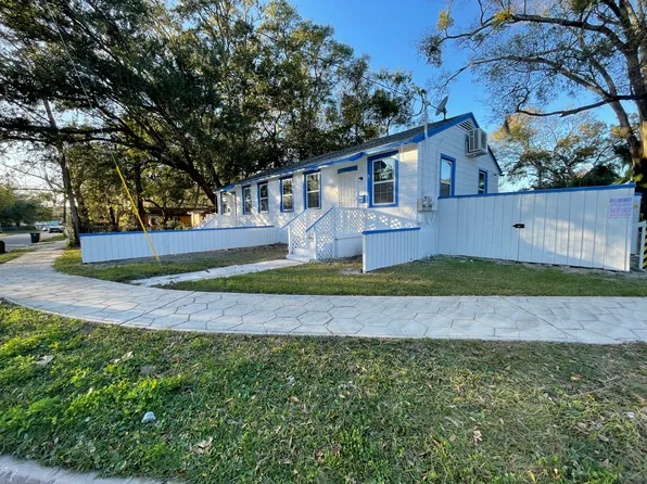 1917 Erline Dr, Jacksonville, FL 32209