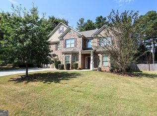 510 Summer Brooke Ln, Fairburn, GA 30213