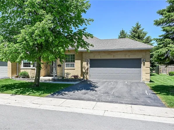 44 Riveroaks Dr, Hamilton, ON L0R 1W0
