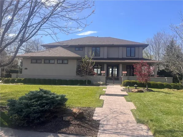 5520 Golden Bear Dr, Overland Park, KS 66223