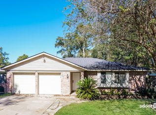 715 Cherry Valley Dr, Huffman, TX 77336