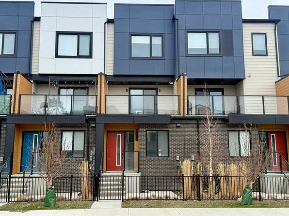 8528 S 21st Ave SE, Calgary, AB T2G 1M9