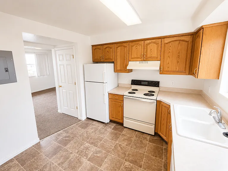 49 N 400 W — Photo 6