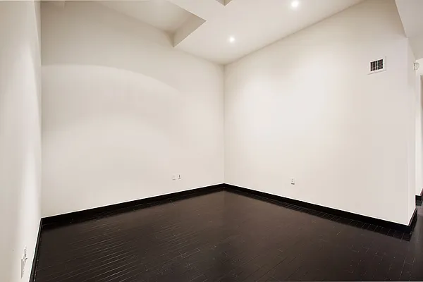 Rented by Brown Harris Stevens | media 19