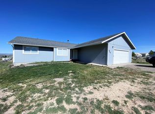 865 Black Oak Dr, Spring Creek, NV 89815