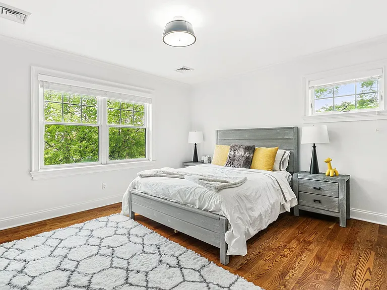 10 Nautilus Pl — Photo 12