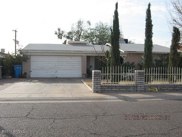 1st image of 5245 W Wilshire Dr