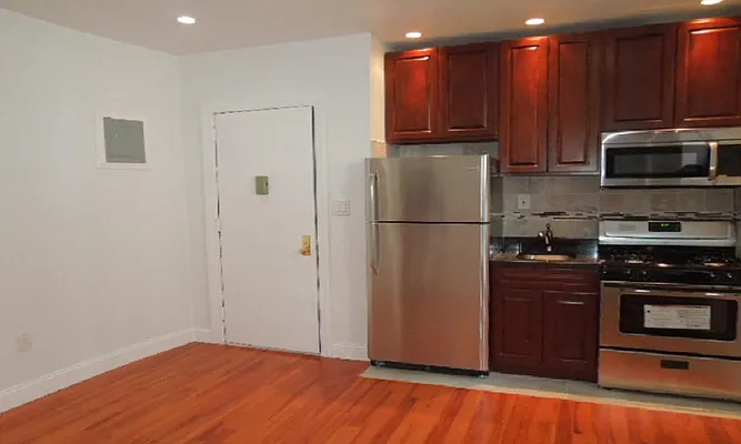 Rented by Marjorie Thompson, LREB | media 2