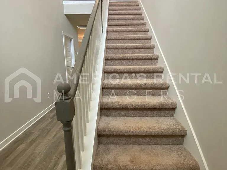 490 Ridge View Cir — Photo 11