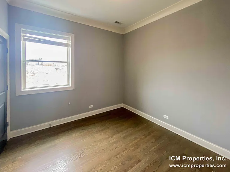 1241 W Oakdale Ave #3 — Photo 8