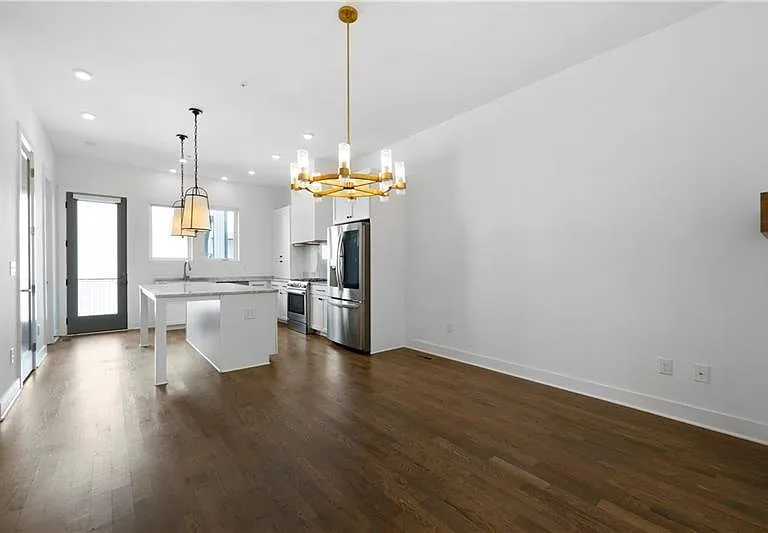 2347 Hosea L Williams Dr NE #14 — Photo 14