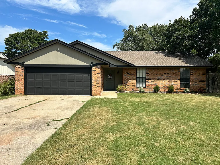 20415 Palmer Rd — Photo 1