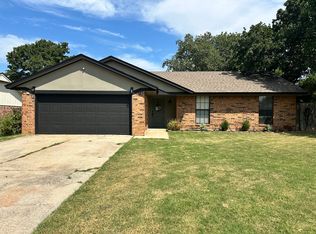 20415 Palmer Rd, Harrah, OK 73045