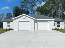 10 Rainstone Ln, Palm Coast, FL