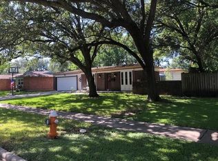 10255 Old Orchard Rd, La Porte, TX 77571