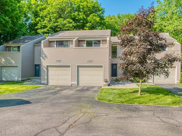 3635 E Meadows Ct, Okemos, MI 48864