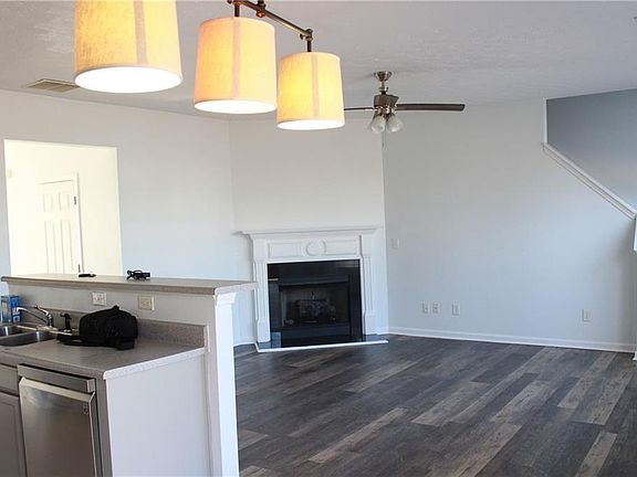 4th image of 3603 Beacon Rdg