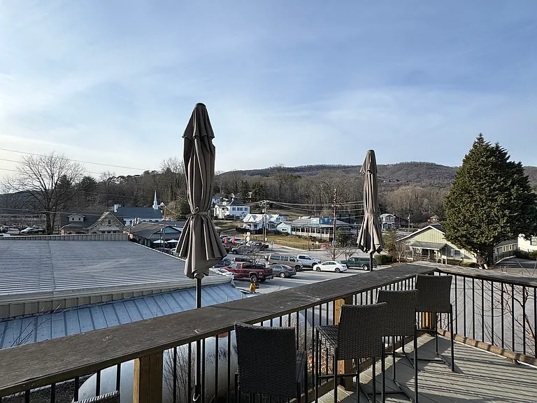 118 Oak Crescent Cir — Photo 8