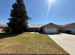 4211 Silver Maple Ct, Bakersfield, CA 93313