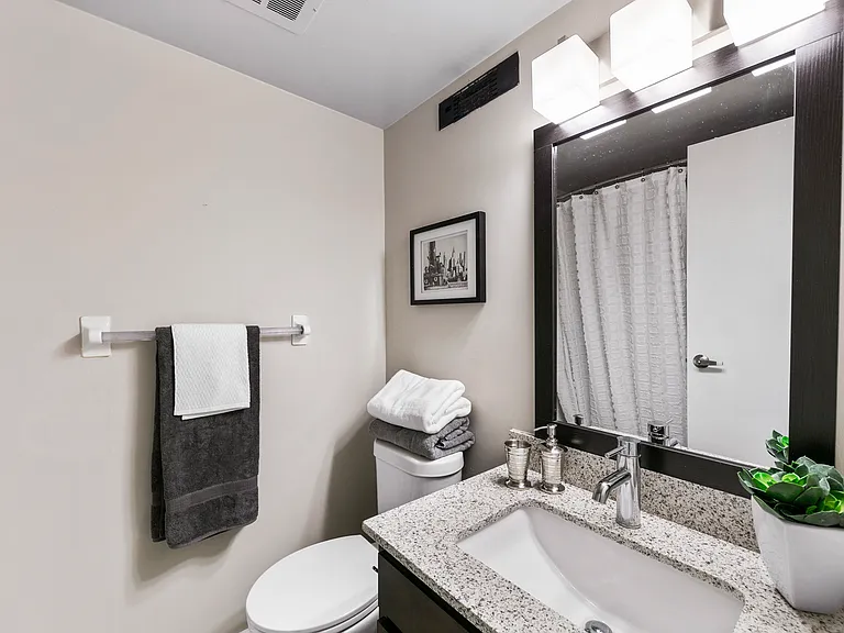 8575 Riverside Dr E — Photo 39