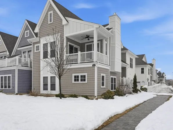 1 Sunflower Way, Plymouth, MA 02360