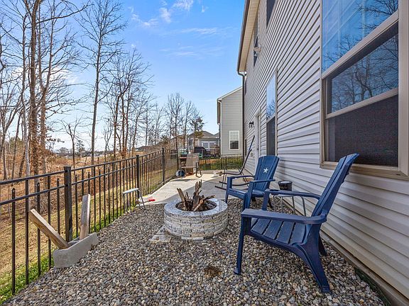 4th image of 2586 Lacy Holt Rd