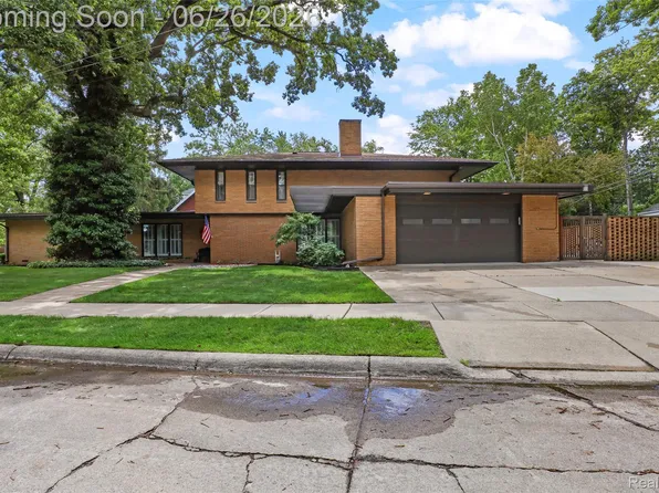 1427 Vinsetta Blvd, Royal Oak, MI 48067