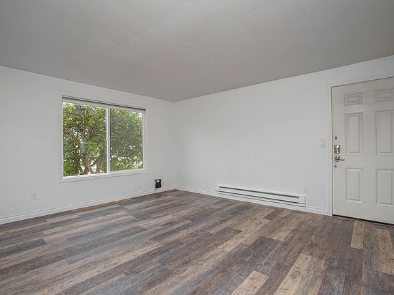 5th image of 2902 N 12th St #3