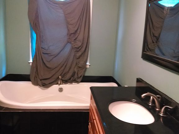 Master Bath Jacuzzi Spa