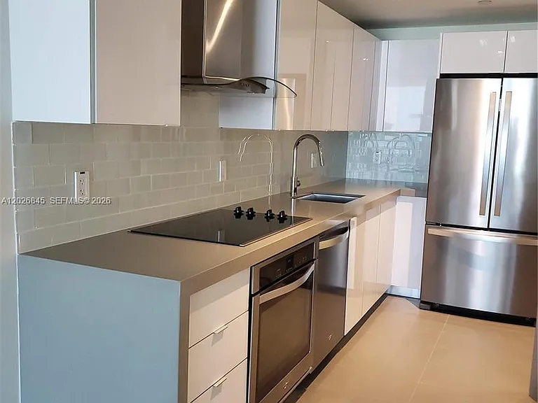 1600 NE 1st Ave #2301 — Photo 3