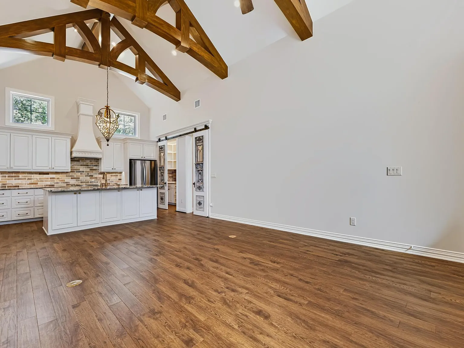 1 bed, 1.5 bath, 1050 sqft, $3,000 — Photo 3