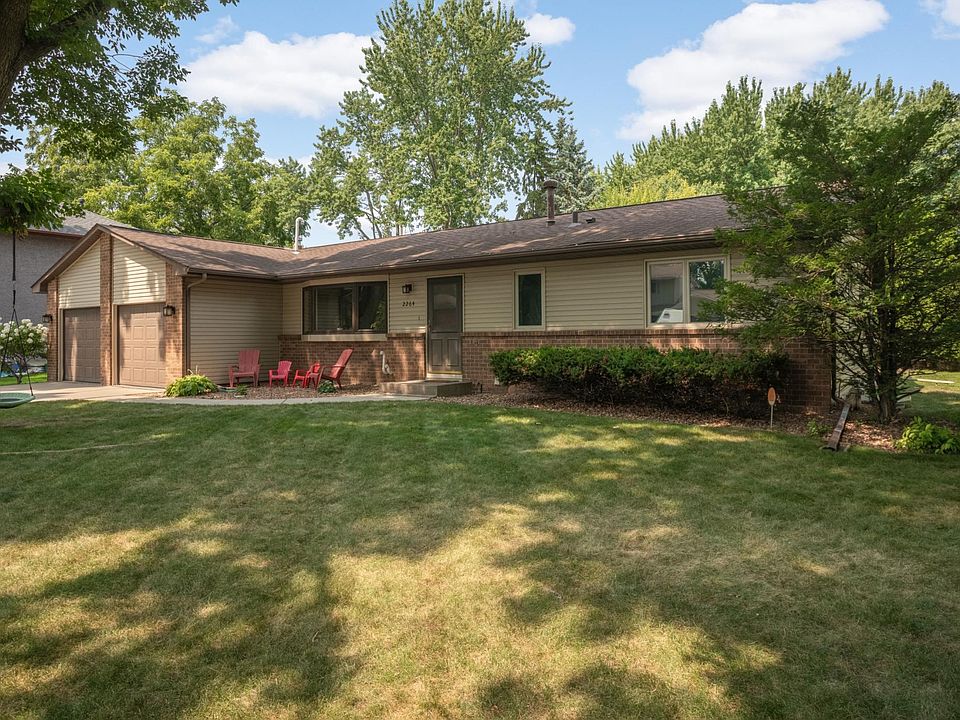 1st image of 2264 Heritage Ln