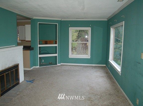 5th image of 2460 Lakeway Drive