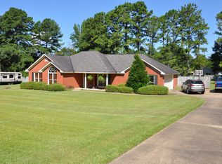 14 Waterford Dr, Cataula, GA 31804