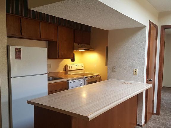 5th image of 8008 NW 8th St APT 282