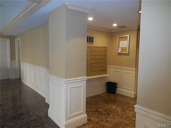 4th image of 16 Lake St APT 2E