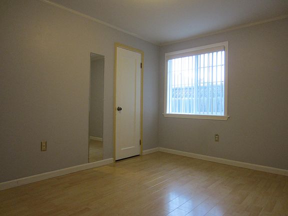 4th image of 21830 Almaden Ave