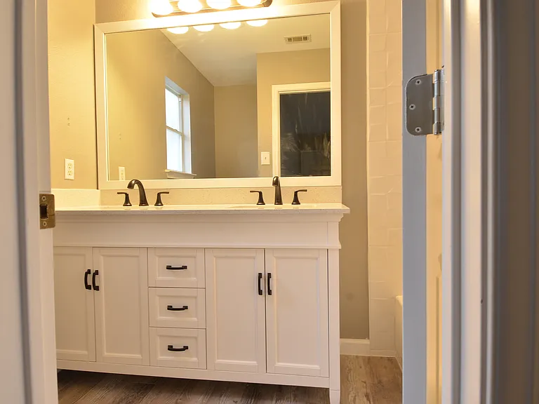 15530 Sarahs Creek Dr — Photo 14