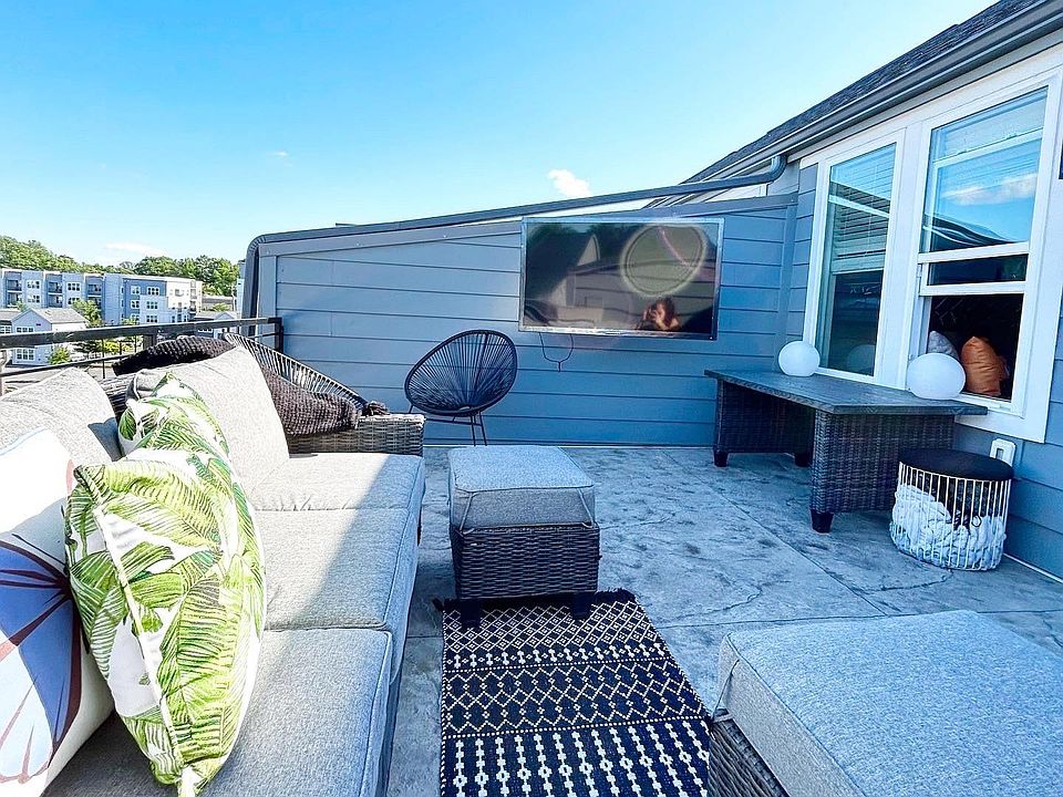 1st image of 2135 Bryant Park Dr