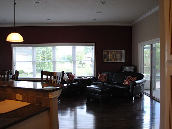 Kitchen - Sitting Area