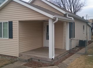 816 N Central Ave, Burlington, IA 52601