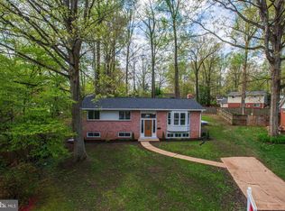 8820 Trafalgar Ct, Springfield, VA 22151