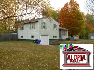 11 Navajo Rd, Springfield, MA 01109