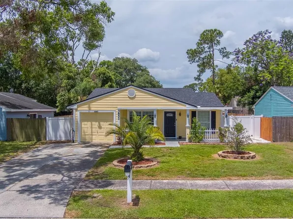 3852 Berkshire Ct, Palm Harbor, FL 34684