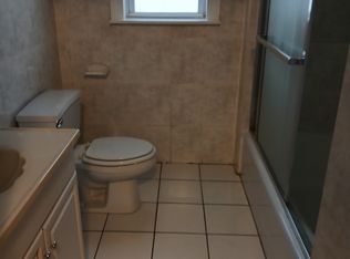 203 70th St, Guttenberg, NJ 07093