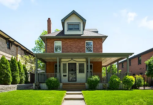 526 N High St Photo 1