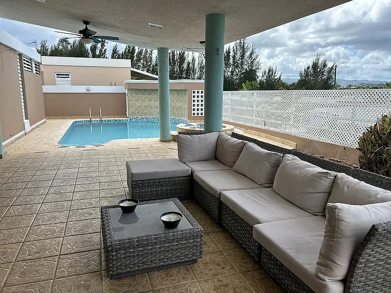 Terrace with Ceiling Fan